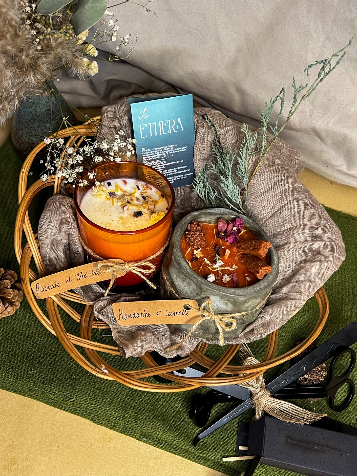 Rituel de Noël – Mandarine & Cannelle | Pivoine & Thé Blanc – Coffret de Bougies Artisanales